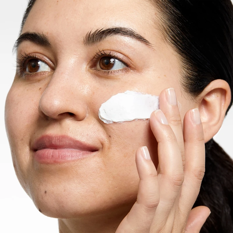 Clinique Superdefense™ SPF 25 Fatigue + 1st Signs Of Age Multi-Correcting Cream 6 Clinique Superdefense™ SPF 25 Fatigue + 1st Signs Of Age Multi-Correcting Cream – Image 4