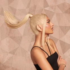 Fudge All Blonde Colour Boost Shampoo -Promos Beau Lisse Boutique fudge all blonde colour boost shampoo shampoing revitalisant pour redonner de leclat aux cheveux ternes pour cheveux blonds 2