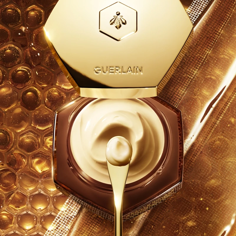 GUERLAIN Abeille Royale Honey Treatment Night Cream 10 GUERLAIN Abeille Royale Honey Treatment Night Cream – Image 8