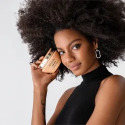 Kérastase Curl Manifesto Masque Beurre Haute Nutrition -Promos Beau Lisse Boutique kerastase curl manifesto masque beurre haute nutrition masque nourrissant pour cheveux boucles et frise 4